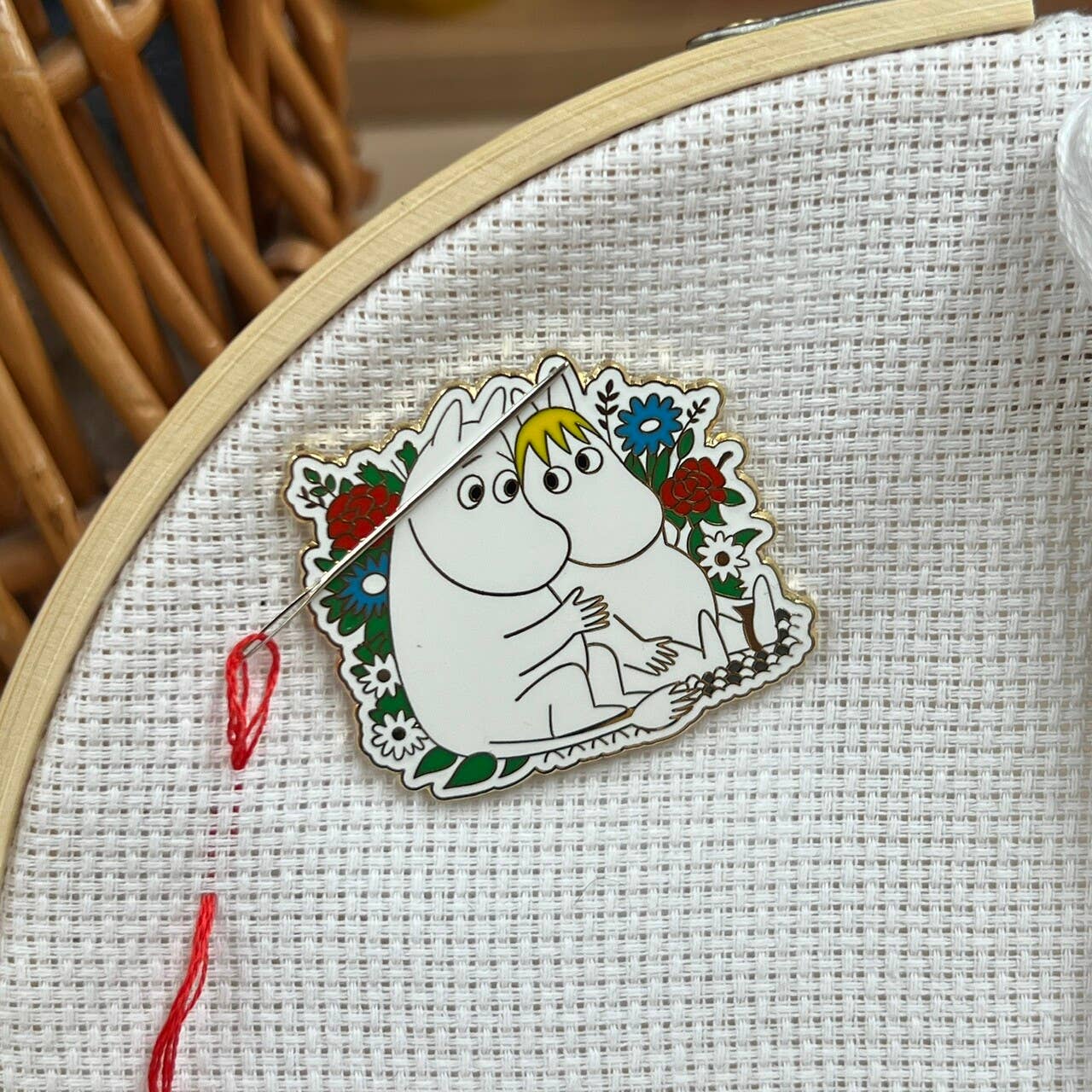 Moomin Needle Minder Snorkmaiden and Moomintroll