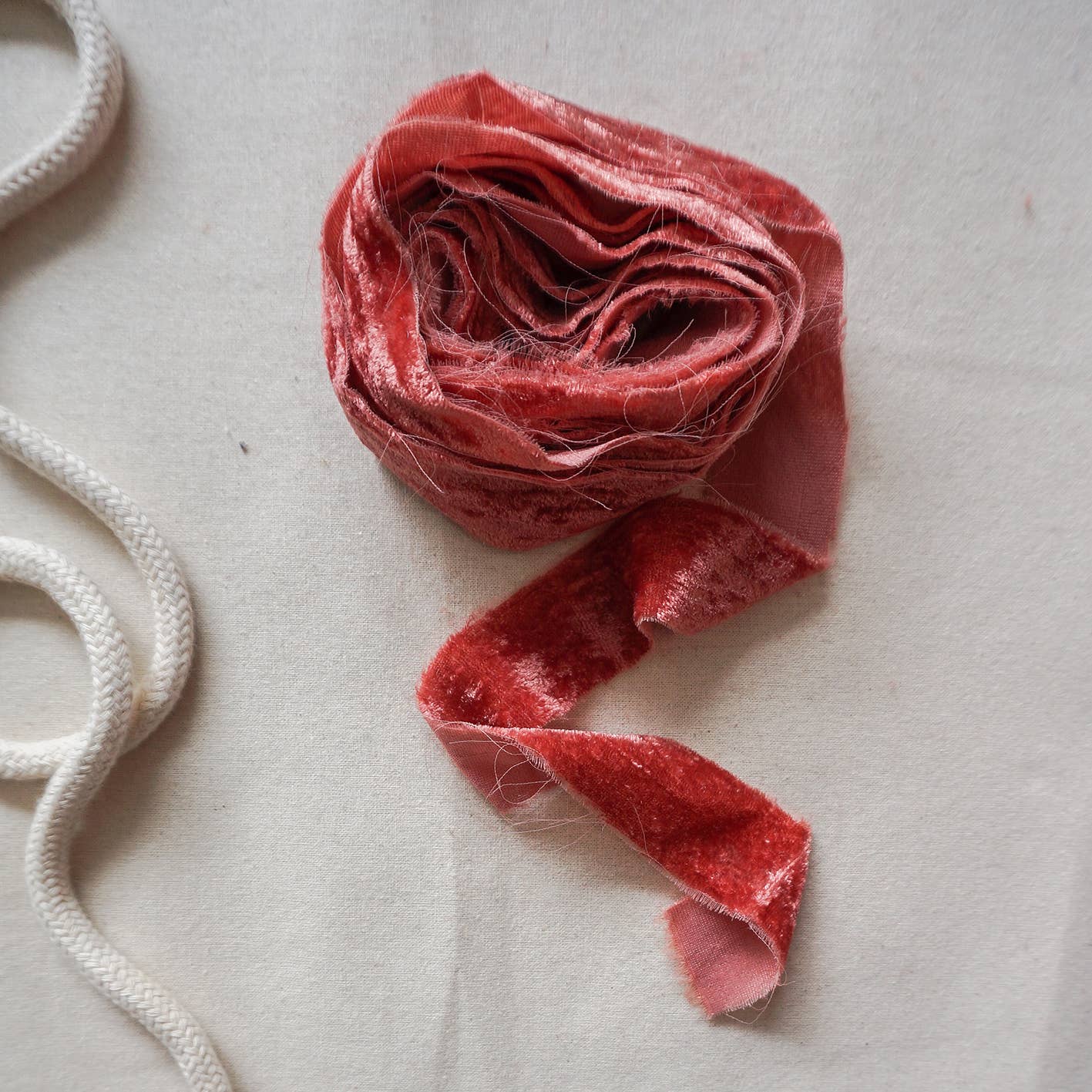 Velvet ribbon
