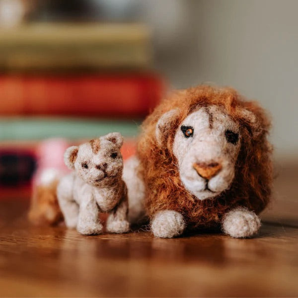 Lion & Cub Needle Felting Kit