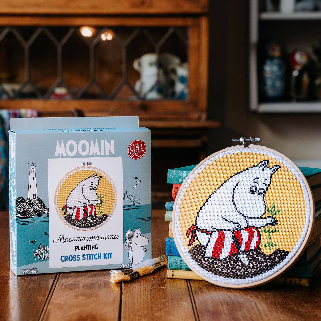 Moomin Cross Stitch Kit - Moominmamma Planting