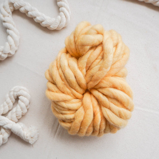 Sinchi Yarn 100gr, 100 % Peruvian wool, super chunky 100gr